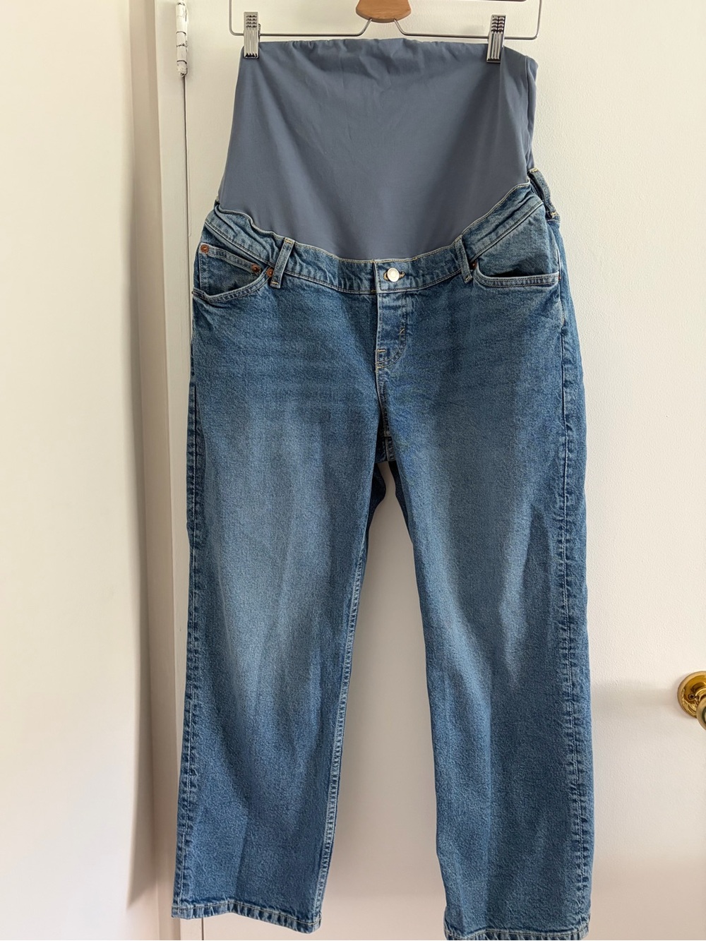 H&M MAMA Maternity Straight Ankle Jeans – Like New